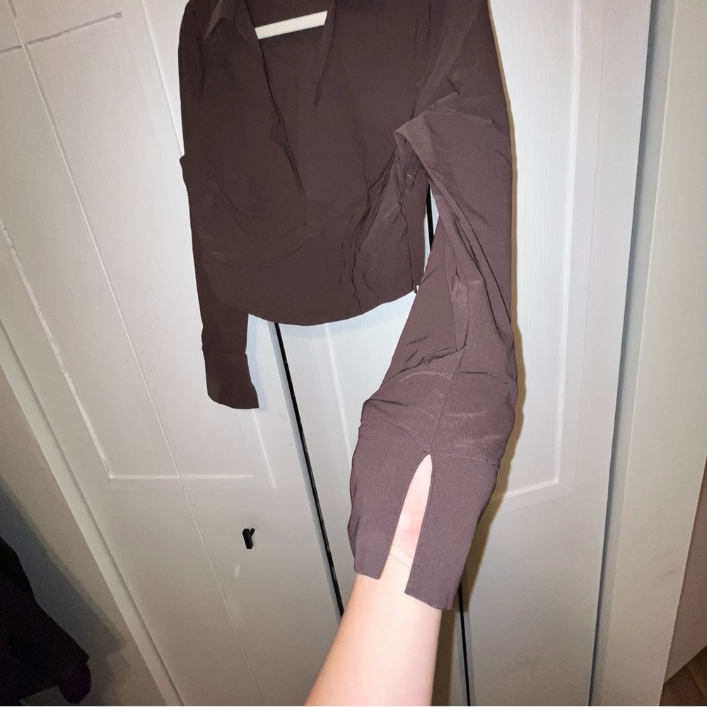 H&M Collared Crop Top - Picture 3 of 4